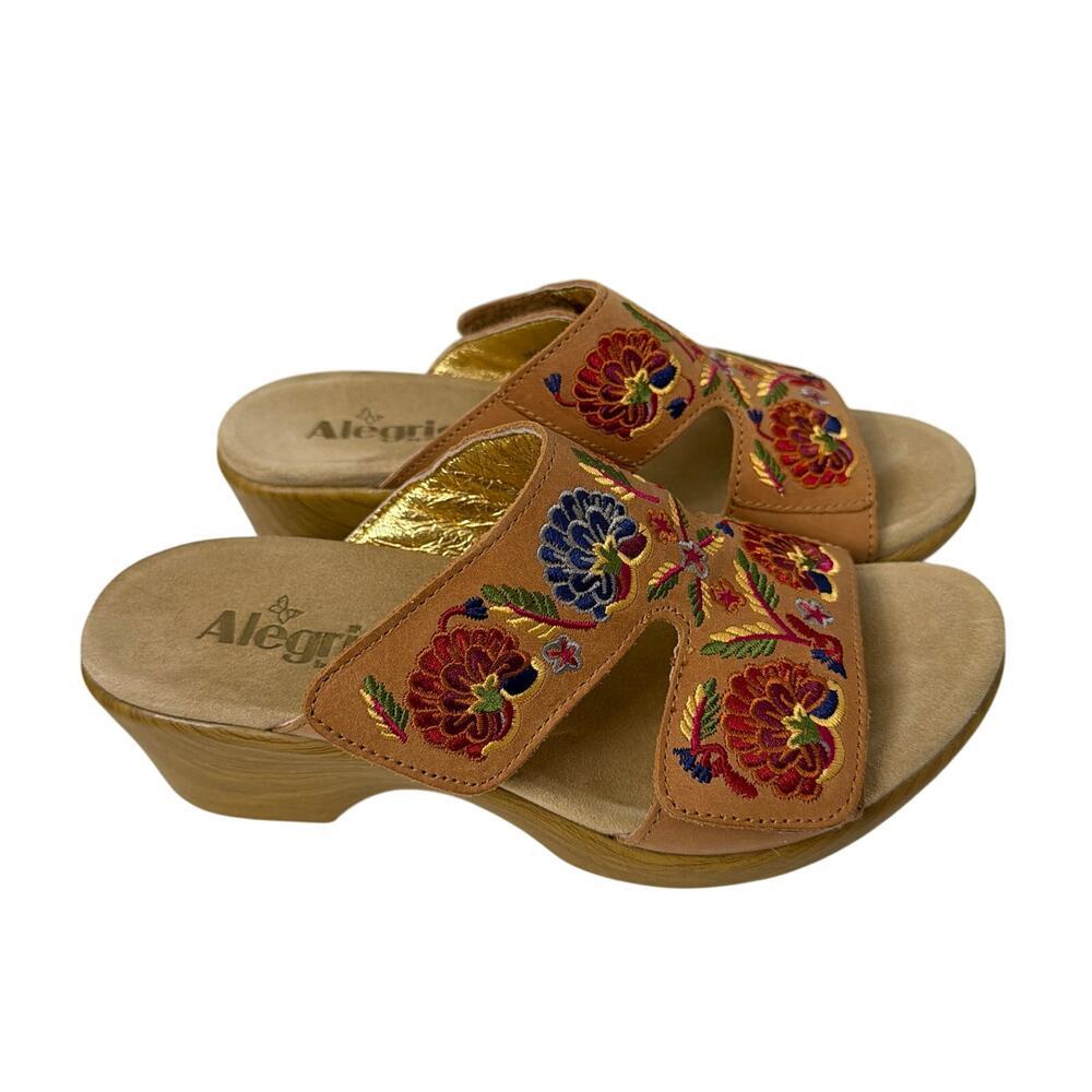 Alegria Sandals Size 8 Linn Embroidered Leather Wedge Cognac Needles and Pins 38